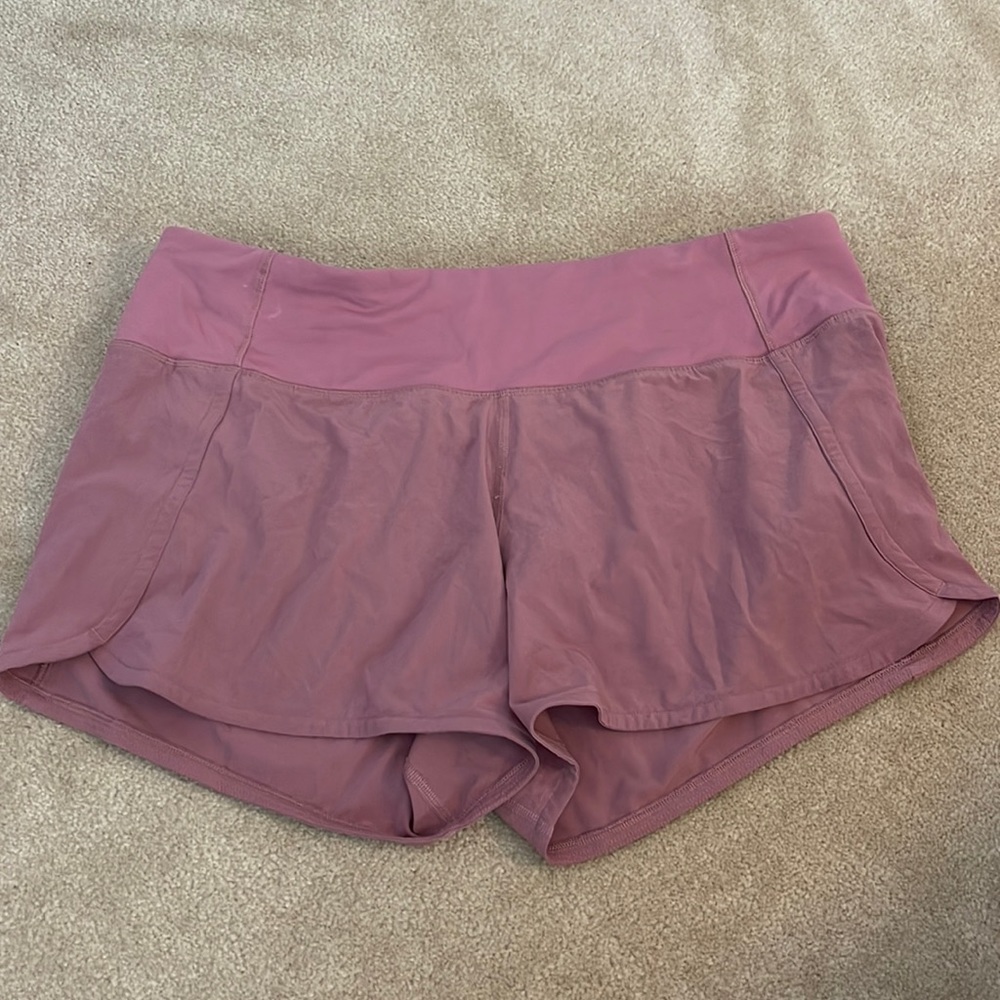 lululemon pink shorts